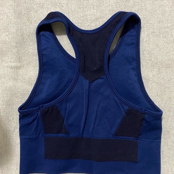 LNDR Sports Bra - Picture 2 of 3